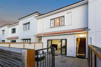 18/1 Harrison Road, Mount Wellington