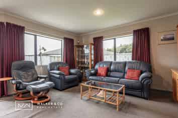 2 Evergreen Crescent, Trentham