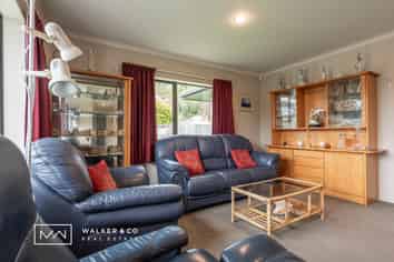 2 Evergreen Crescent, Trentham