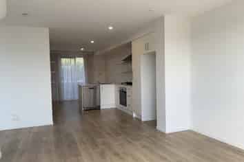 152 Squadron Drive, Hobsonville