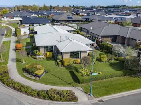1 Pimlico Place, Fernside