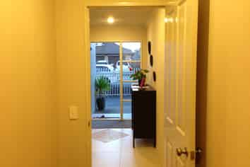 58 Salford Crescent, Flat Bush