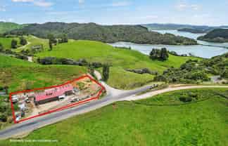 1633 Harbour Road, Oparau