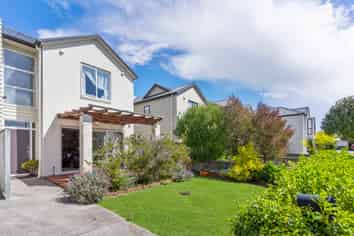 31 Popokatea Drive, Takanini