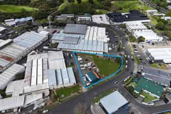 Flexible Yard Space – Up to 2,300m²