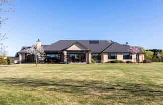 52 Bayley Road, Fernside