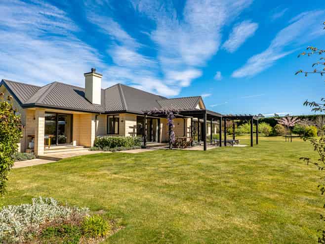 52 Bayley Road, Fernside