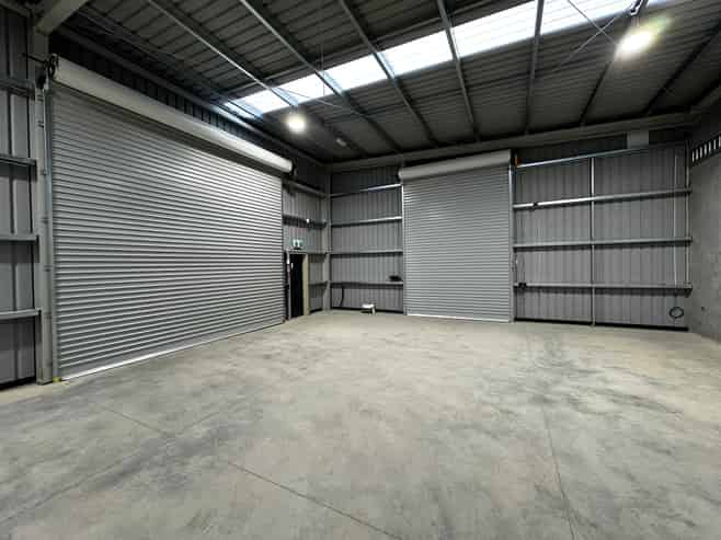 Warehouse - Brand New with Visibility