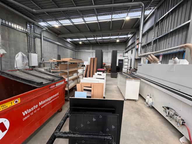 Warehouse - Brand New with Visibility