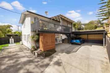 161 Triangle Road, Massey