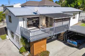 161 Triangle Road, Massey