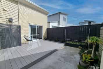 182 Clark Road, Hobsonville