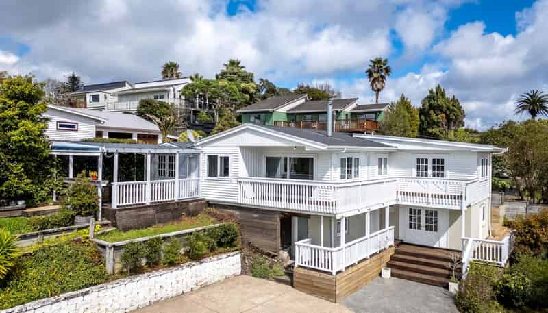 12 Glencoe Road, Browns Bay