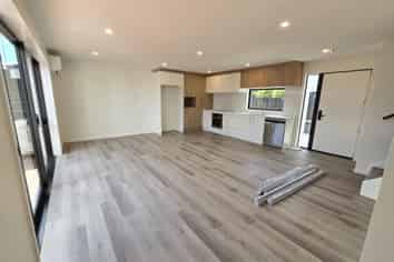 3/24 Shakespeare Road, Waltham