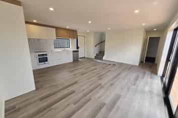 3/24 Shakespeare Road, Waltham