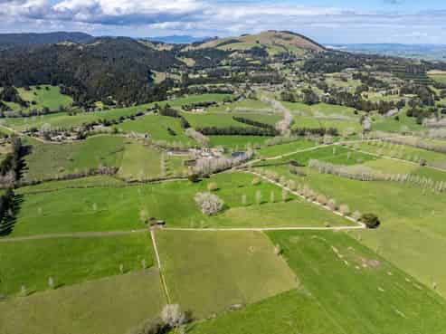 279 Kara Road, Maungatapere