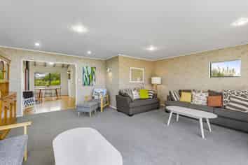 5 Norna Grove, Waikawa Beach