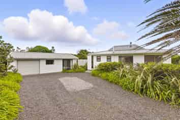 5 Norna Grove, Waikawa Beach