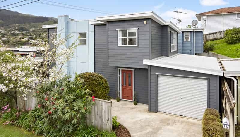 1A Stephen Street, Tawa