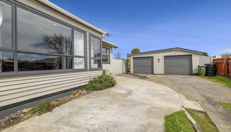 41 Swansea Road, Stratford