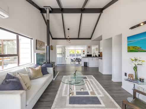 22 Wharf Road, Ostend