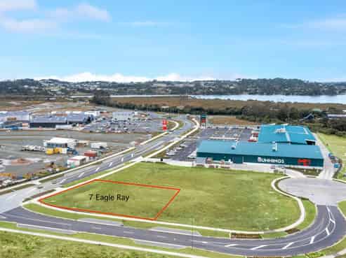 Bare land commercial opportunity in Mangawhai