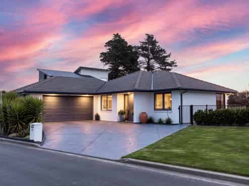 16 Fishermans Rest, Waimairi Beach