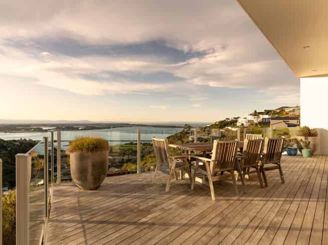 1 St Remy Lane, Redcliffs