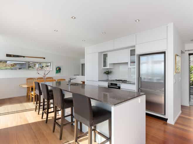 1 St Remy Lane, Redcliffs