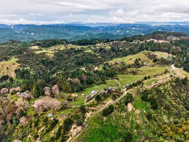 3086 Tuahu Road, Tauwhareparae