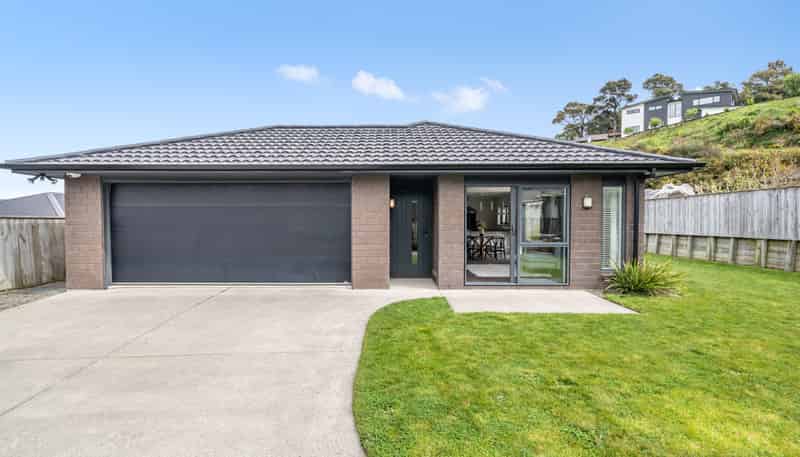 107 Riverstone Drive, Riverstone Terraces