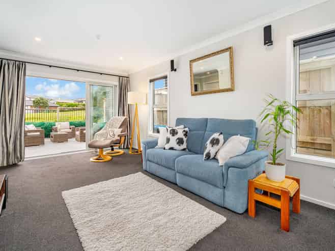 164 John Burke Drive, Aotea