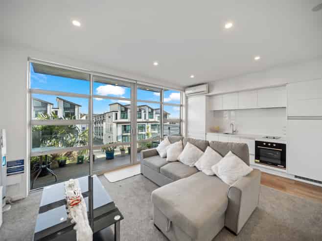 383 Murphys Road, Flat Bush
