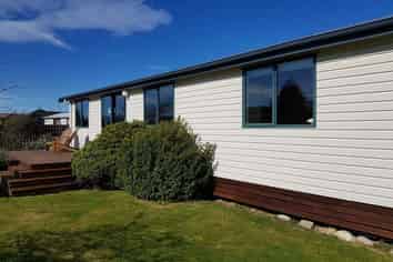 48 Lawson Burrows Crescent, Te Anau