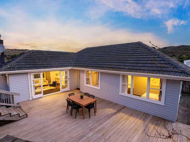 13 Tainui Terrace, Tawa