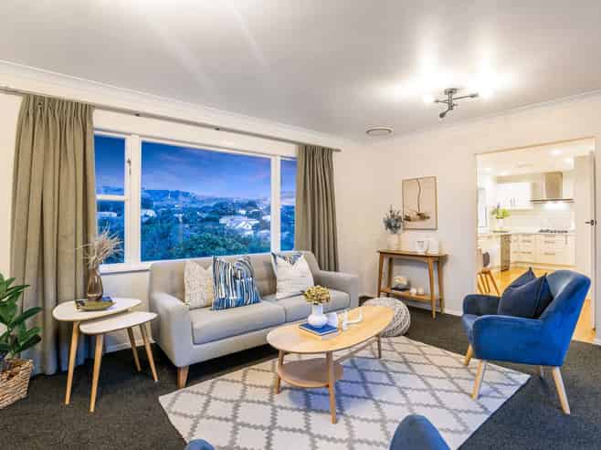 13 Tainui Terrace, Tawa