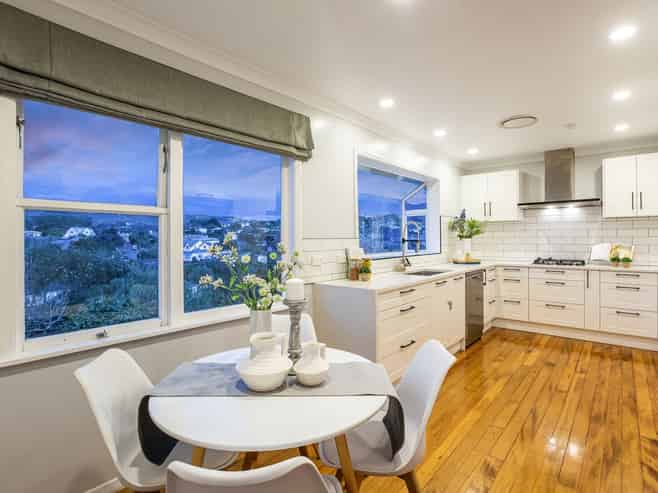13 Tainui Terrace, Tawa