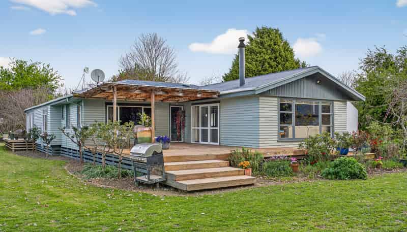 8 Ingram Road, Waerengaahika