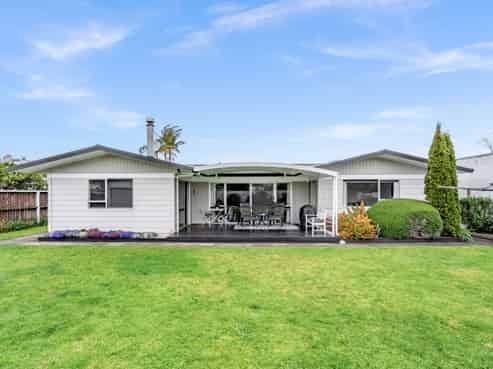 9 Carlton Crescent, Kamo