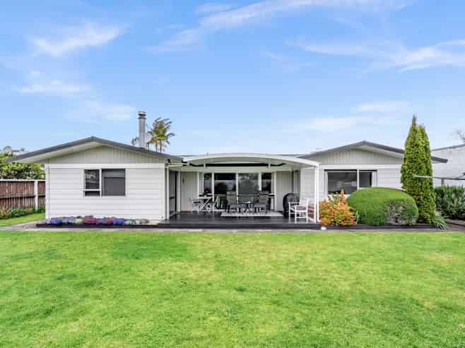 9 Carlton Crescent, Kamo