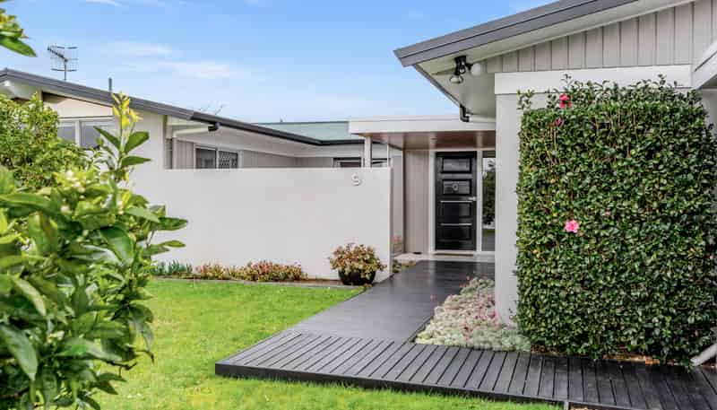 9 Carlton Crescent, Kamo
