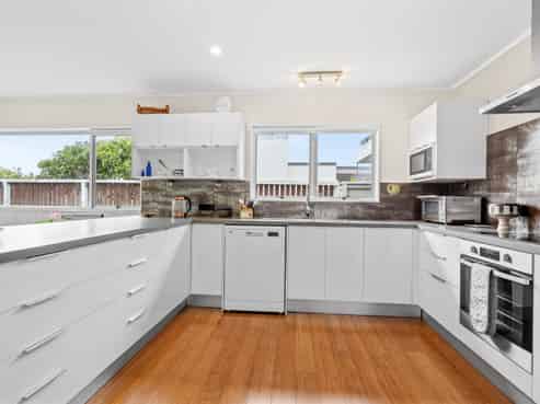 9 Carlton Crescent, Kamo