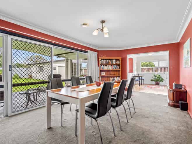 9 Carlton Crescent, Kamo
