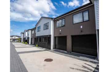 17E Mccullough Avenue, Papatoetoe