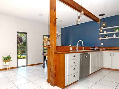 12 Ruru Avenue, Lytton West