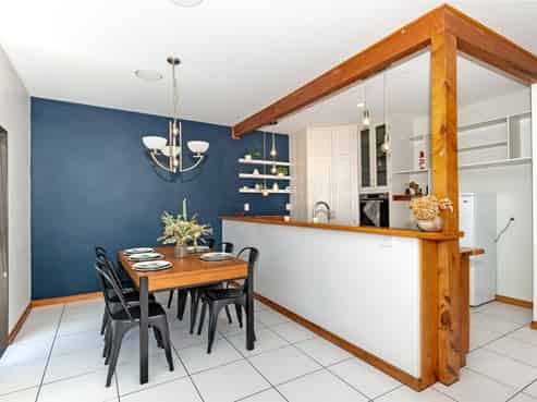 12 Ruru Avenue, Lytton West