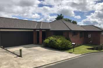 16 Highgrove Drive, Western Heights
