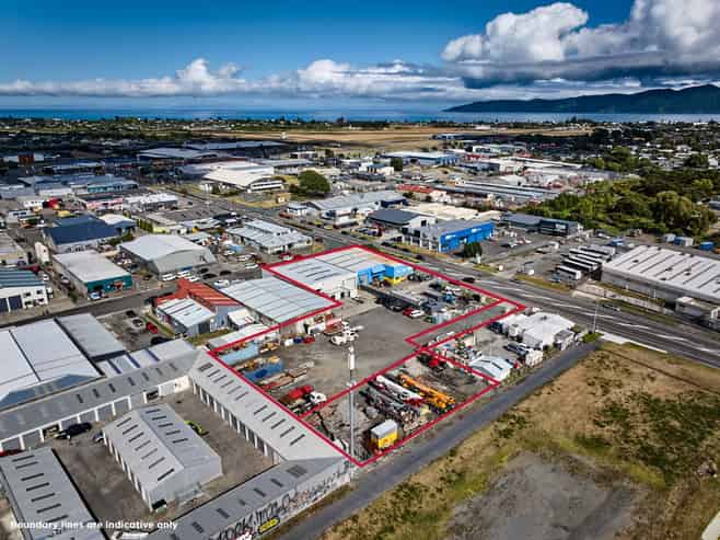 Fully Fenced Yard - 834sqm for Sublease
