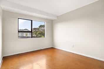 49-51 Meadowvale Rise, Titirangi