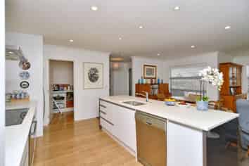 32 Te Whenu Crescent, Marshland